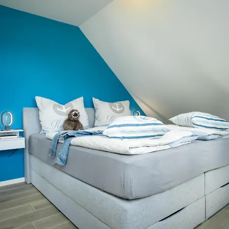 Holiday home Ostseeglueck -
